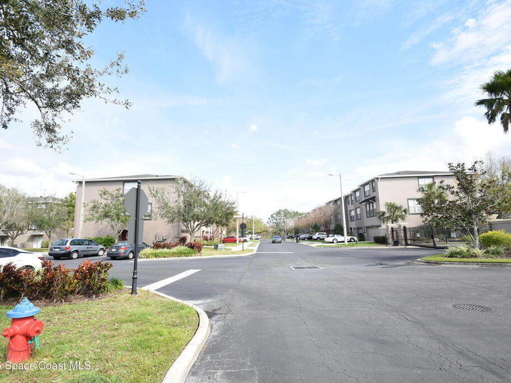 1327 Salem Orchard Lane, Brandon, FL 33510