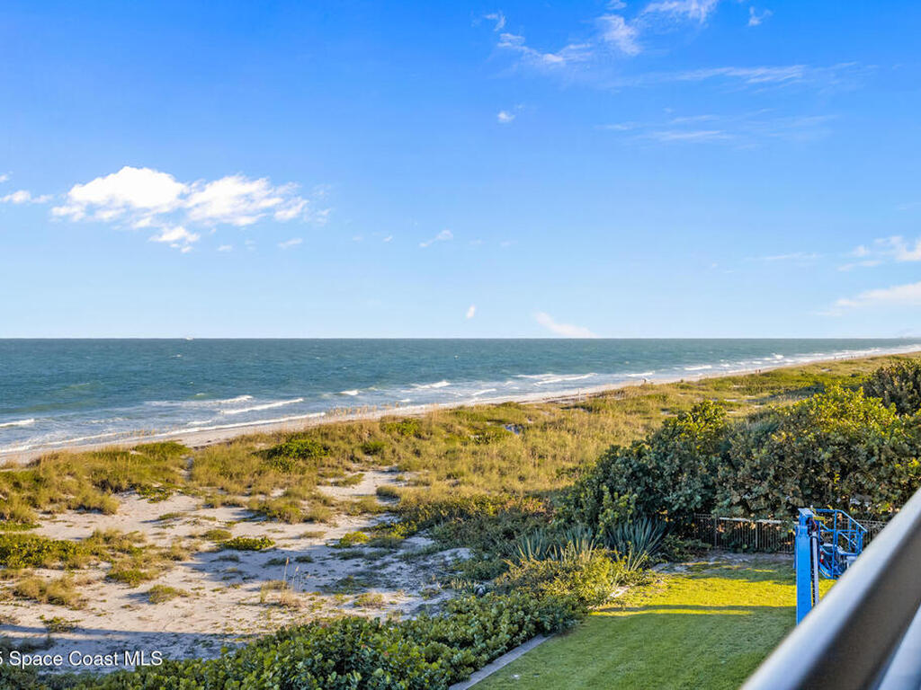 1305 S Atlantic Avenue, Cocoa Beach, FL 32931