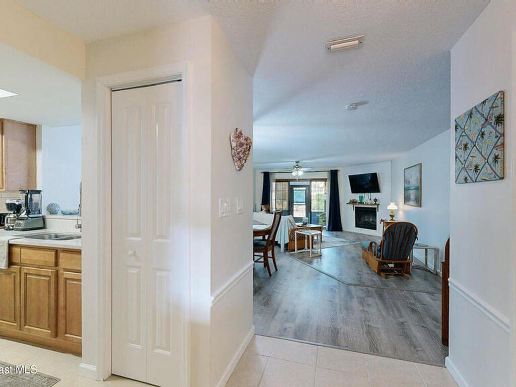 101 La Costa Street, Melbourne, FL 32951