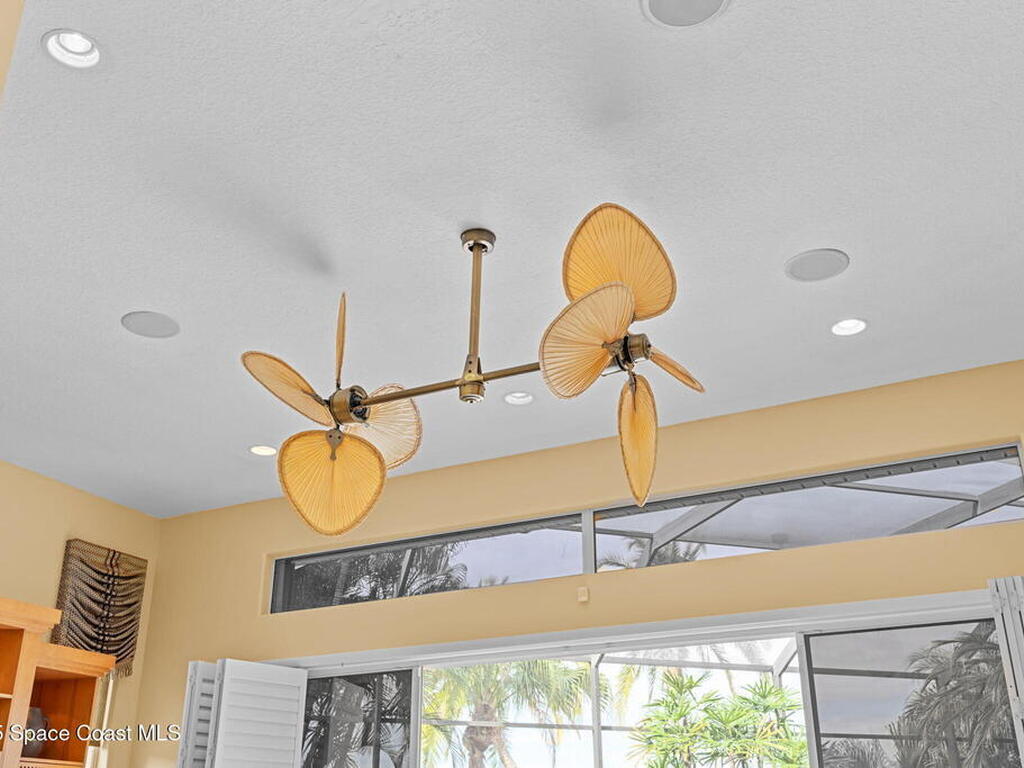 618 Deerhurst Drive, Melbourne, FL 32940