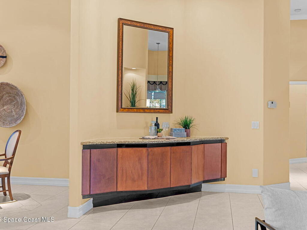 618 Deerhurst Drive, Melbourne, FL 32940