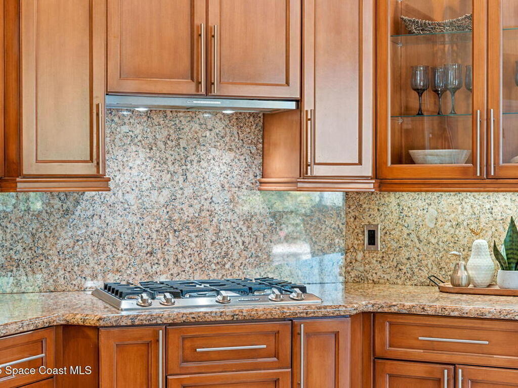 618 Deerhurst Drive, Melbourne, FL 32940