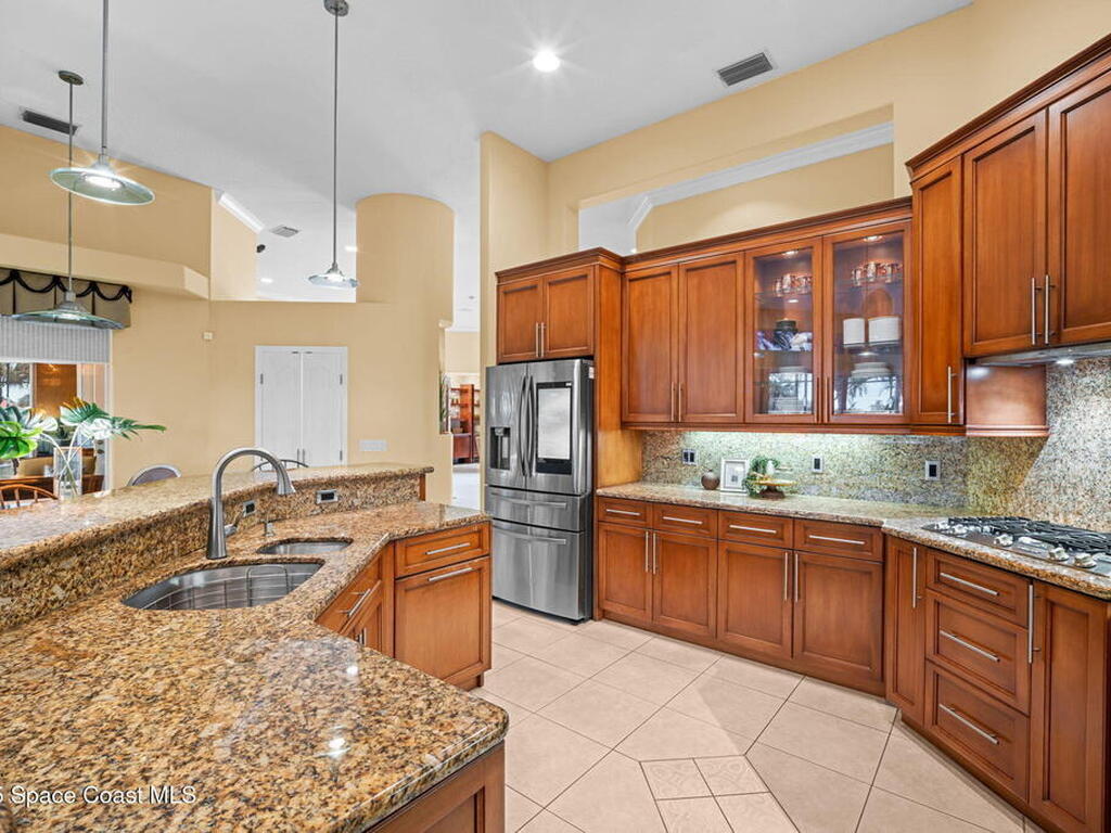 618 Deerhurst Drive, Melbourne, FL 32940