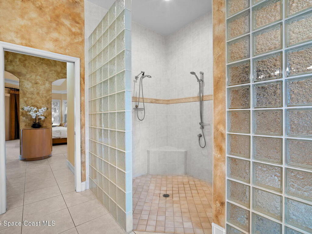 618 Deerhurst Drive, Melbourne, FL 32940