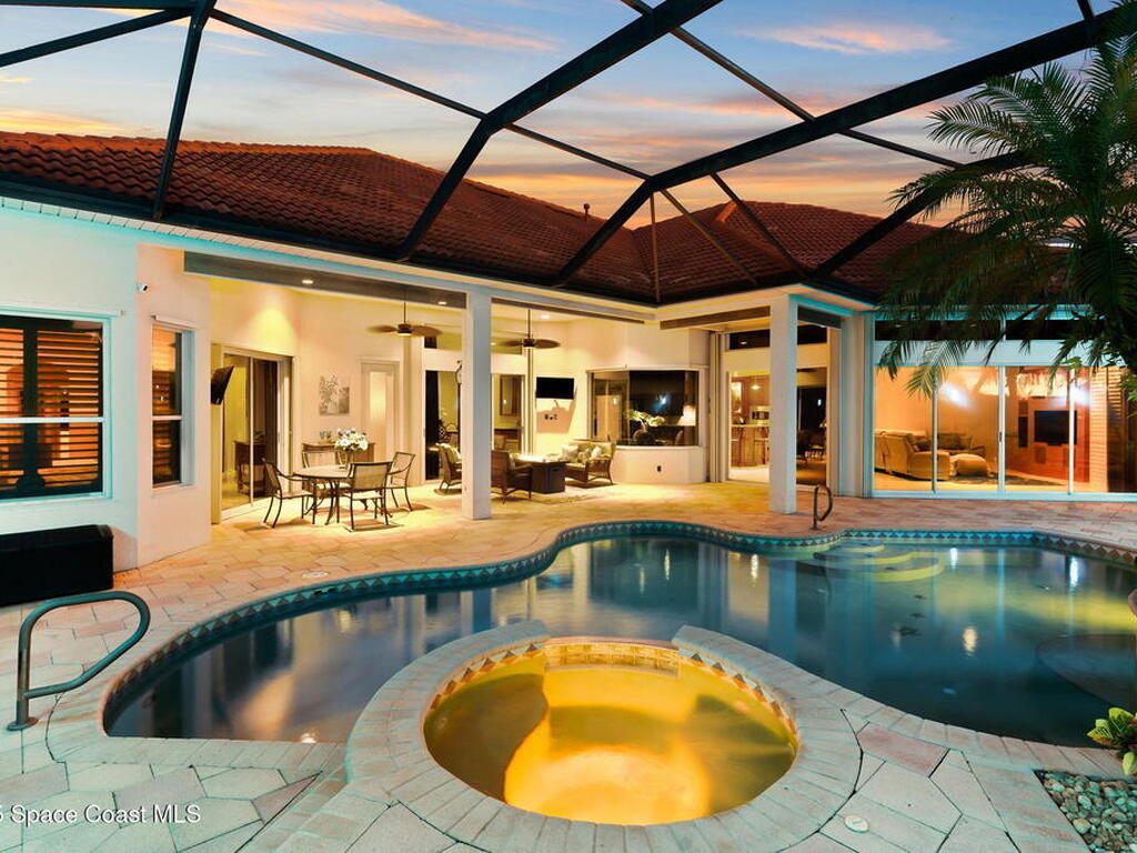 618 Deerhurst Drive, Melbourne, FL 32940