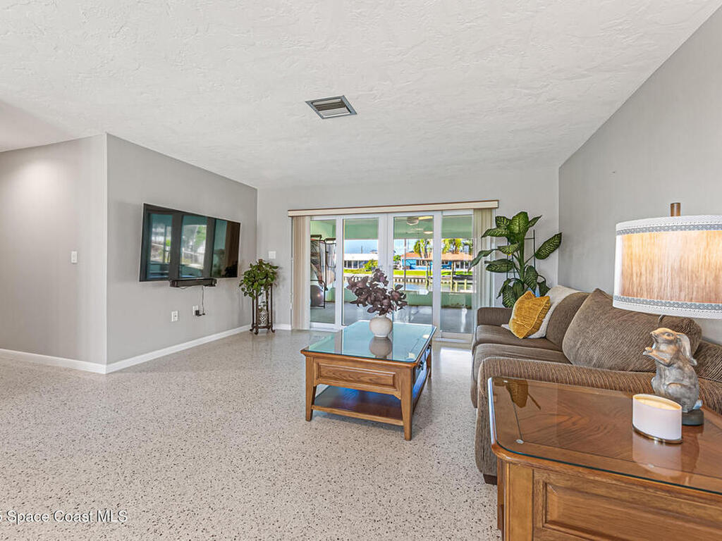 465 Cardinal Drive, Satellite Beach, FL 32937