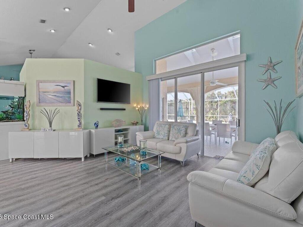 897 Belmont Place, Rockledge, FL 32955