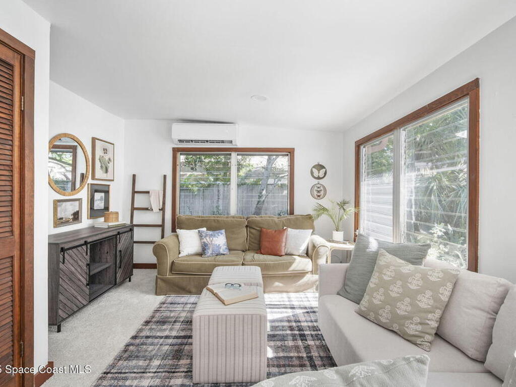 597 Old Oak Street, Melbourne, FL 32935