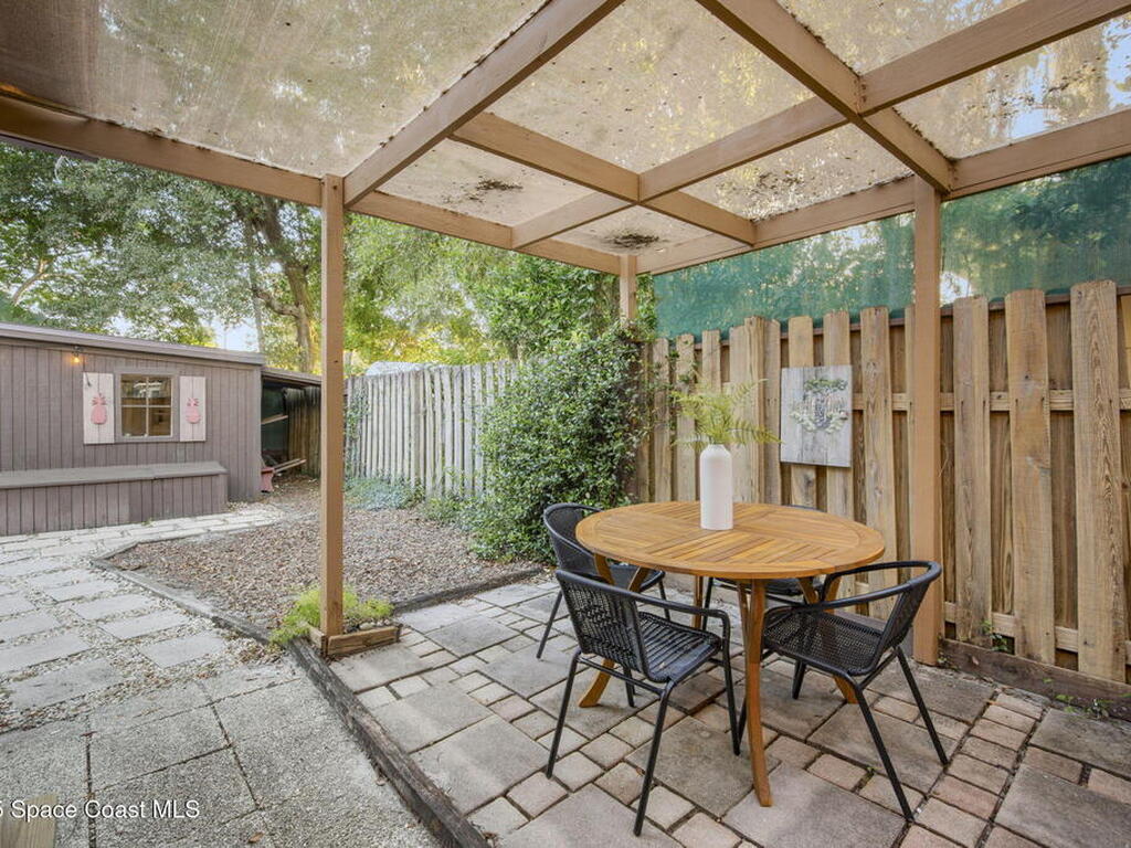 597 Old Oak Street, Melbourne, FL 32935