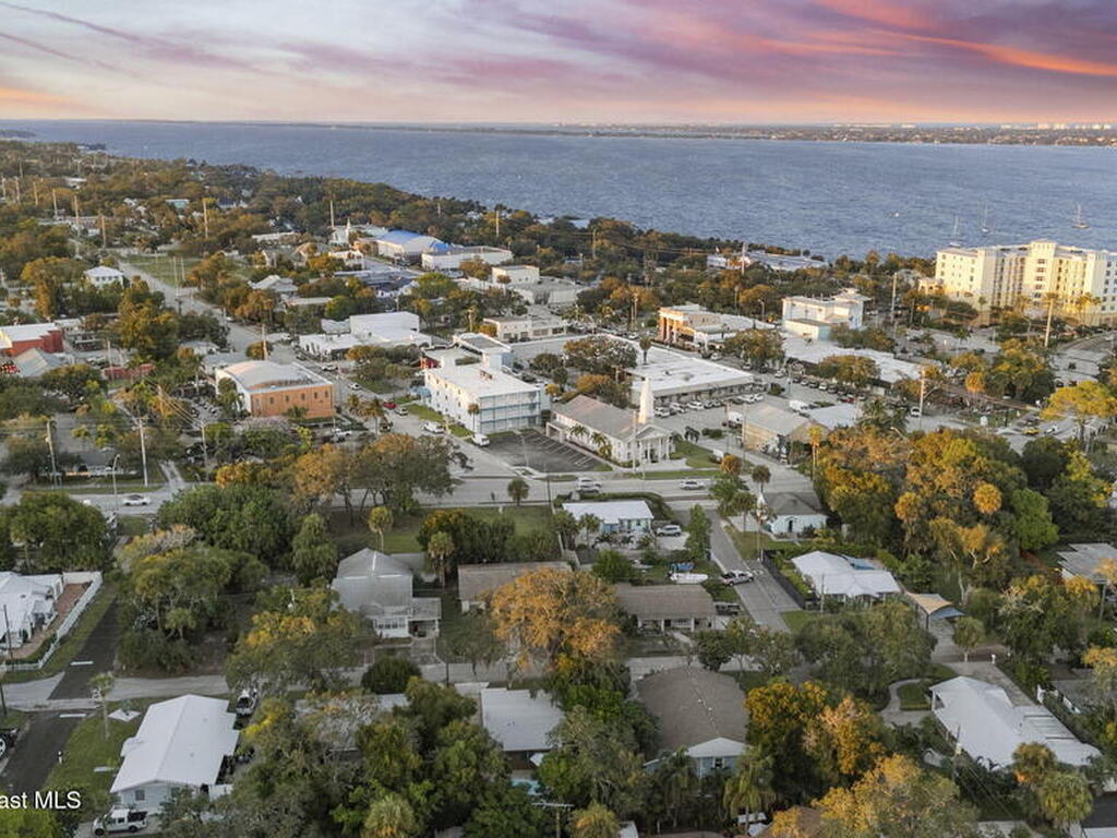 597 Old Oak Street, Melbourne, FL 32935