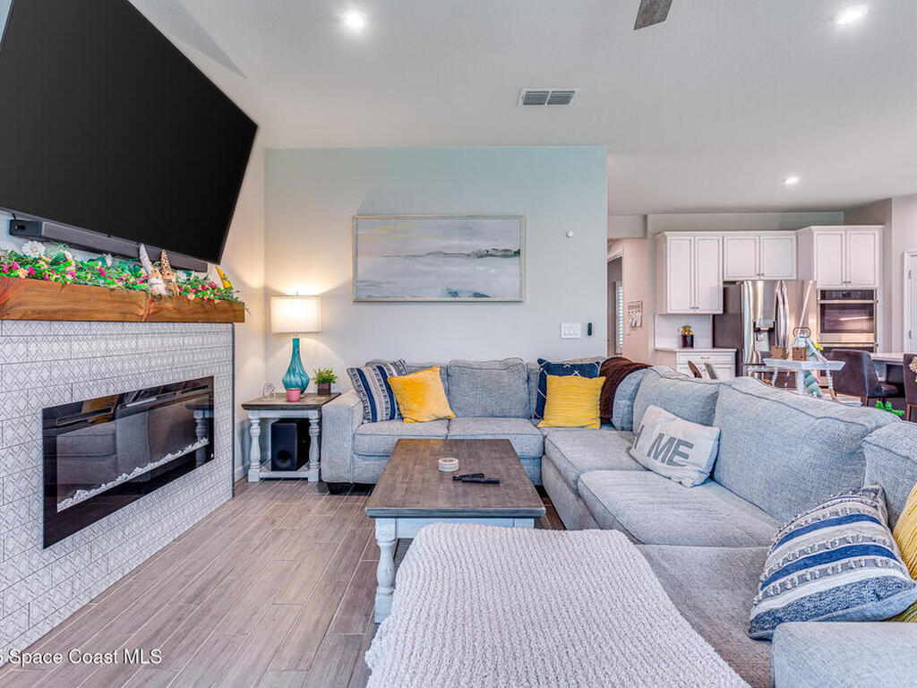 6765 Canterbridge Drive, Vero Beach, FL 32967