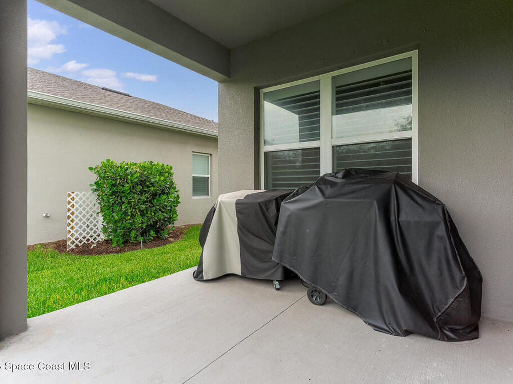 6765 Canterbridge Drive, Vero Beach, FL 32967