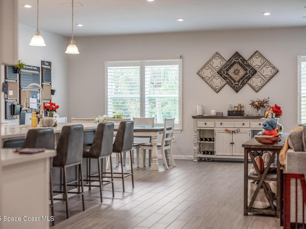 6765 Canterbridge Drive, Vero Beach, FL 32967