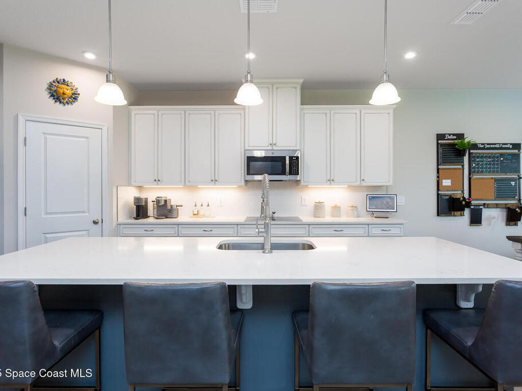 6765 Canterbridge Drive, Vero Beach, FL 32967