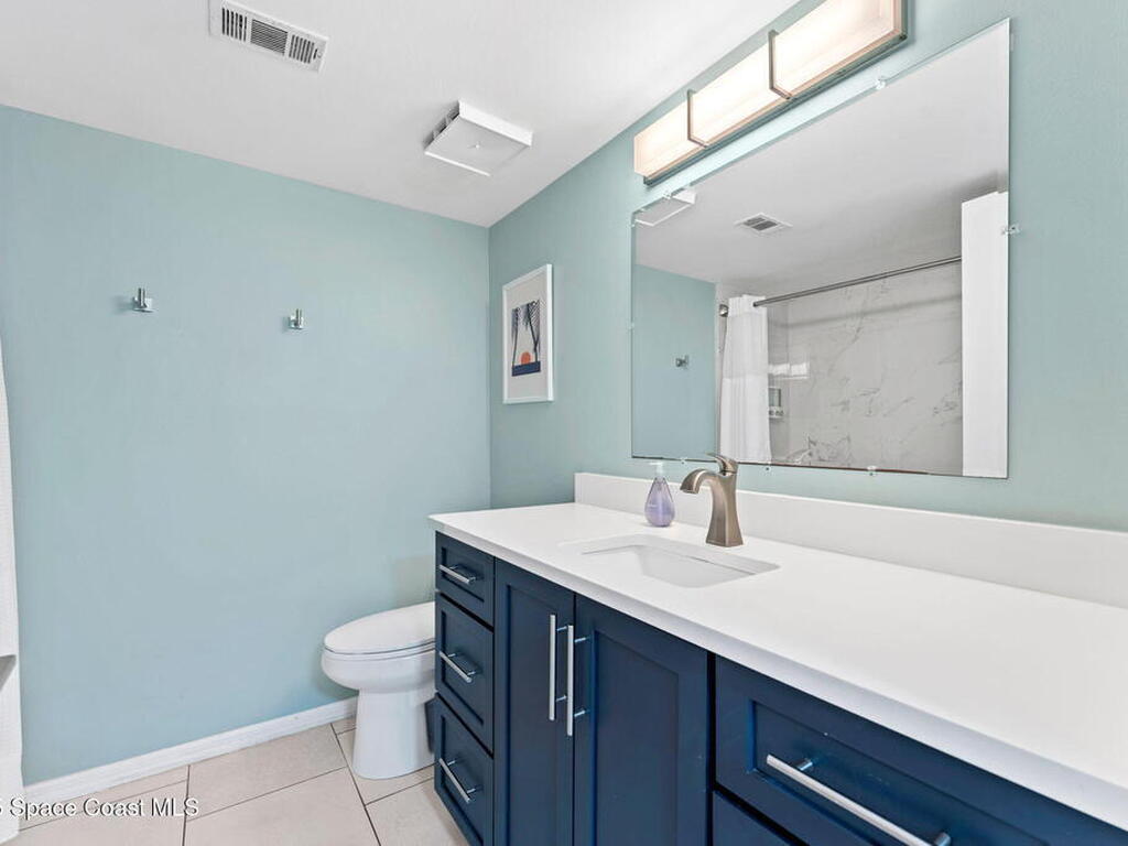 1050 N Atlantic Avenue, Cocoa Beach, FL 32931