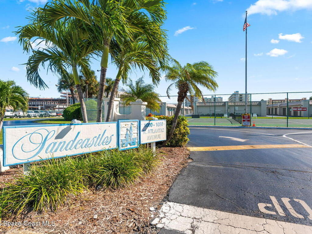 1050 N Atlantic Avenue, Cocoa Beach, FL 32931