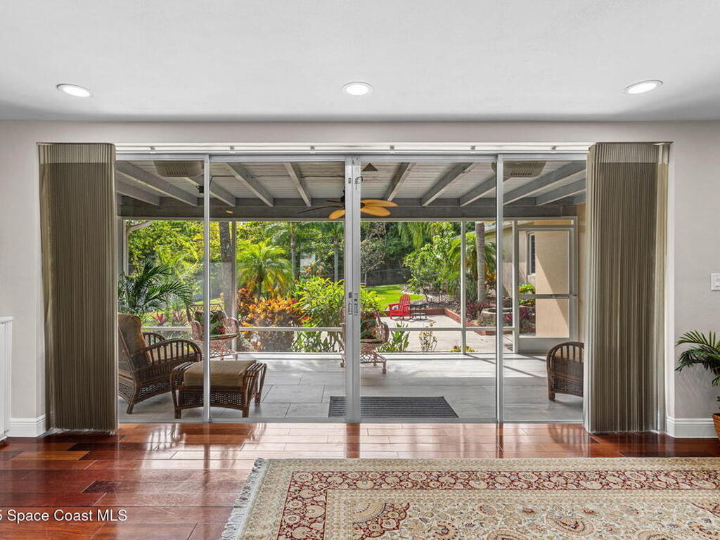 121 S Twin Lakes Road, Cocoa, FL 32926