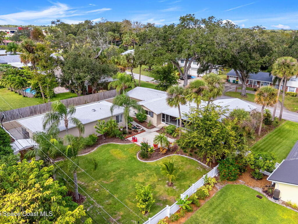 121 S Twin Lakes Road, Cocoa, FL 32926