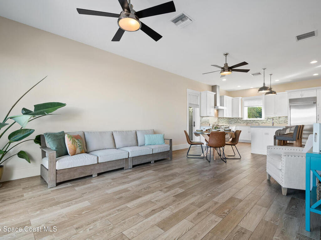 2645 S Atlantic Avenue, Cocoa Beach, FL 32931