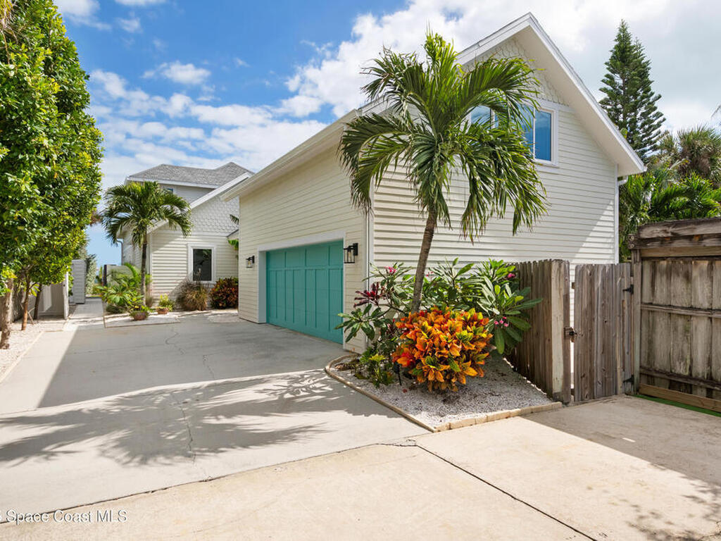 2645 S Atlantic Avenue, Cocoa Beach, FL 32931