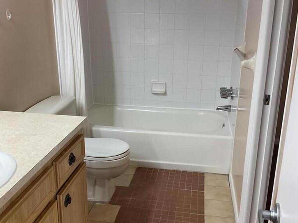 2416 N Tropical Trail, Merritt Island, FL 32953