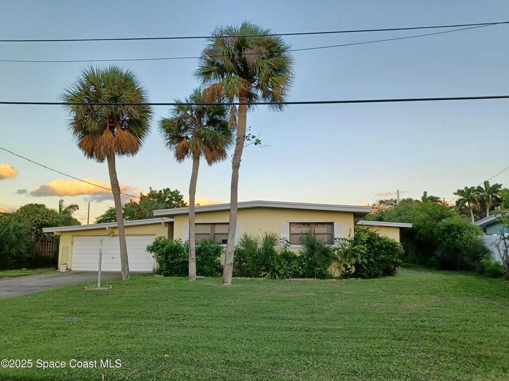 105 Aucila Road, Cocoa Beach, FL 32931