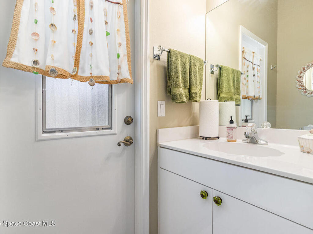 115 Island View Drive, Indian Harbour Beach, FL 32937