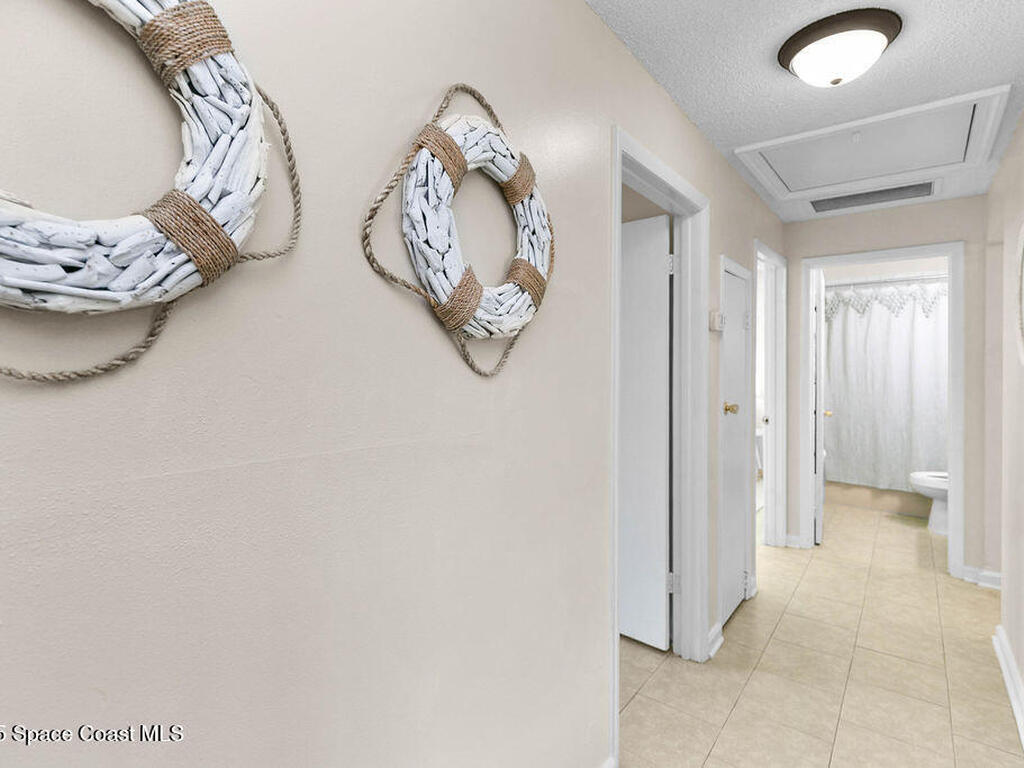 435 3rd Avenue, Indialantic, FL 32903