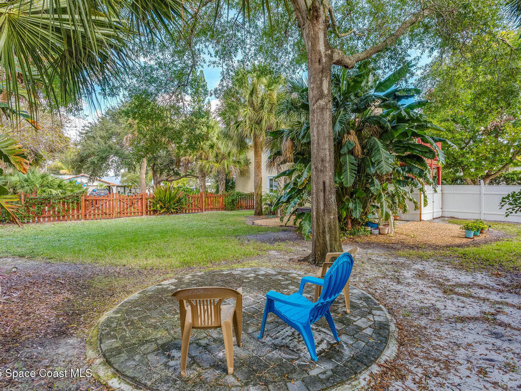 435 3rd Avenue, Indialantic, FL 32903