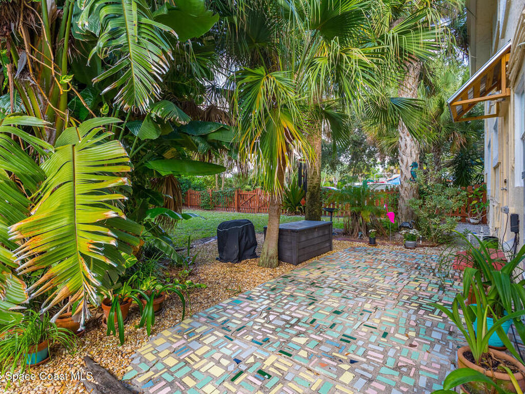 435 3rd Avenue, Indialantic, FL 32903