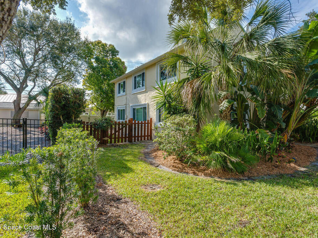 435 3rd Avenue, Indialantic, FL 32903