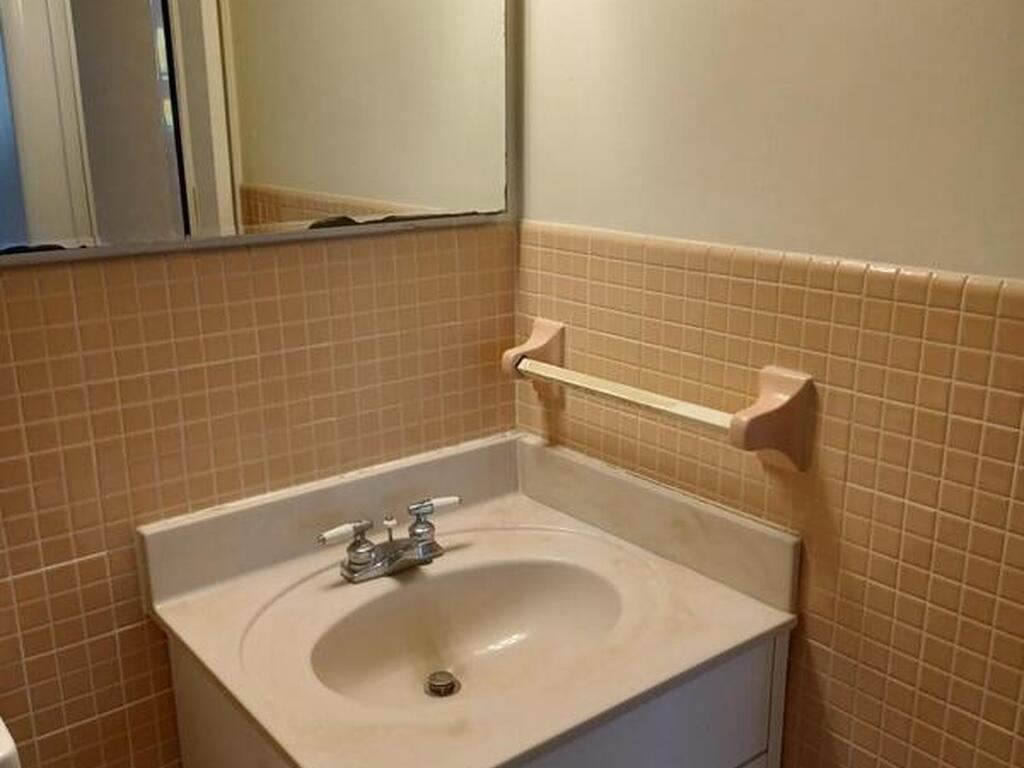 2020 N Atlantic Avenue, Cocoa Beach, FL 32931