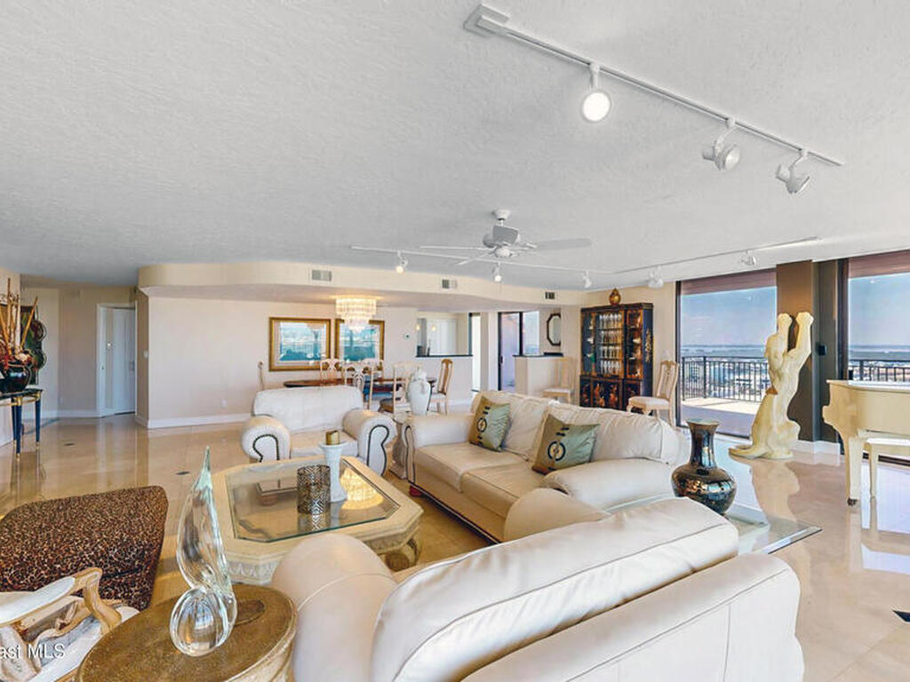 2100 N Atlantic Avenue, Cocoa Beach, FL 32931