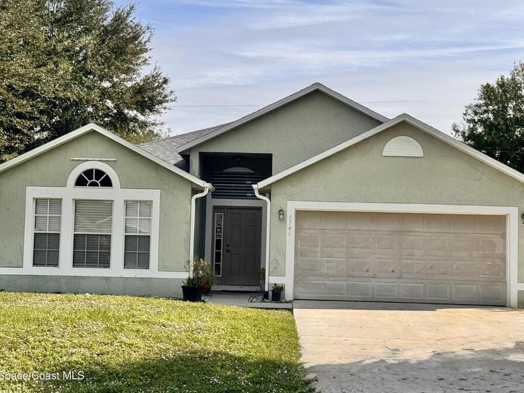8746 105th Court, Vero Beach, FL 32967