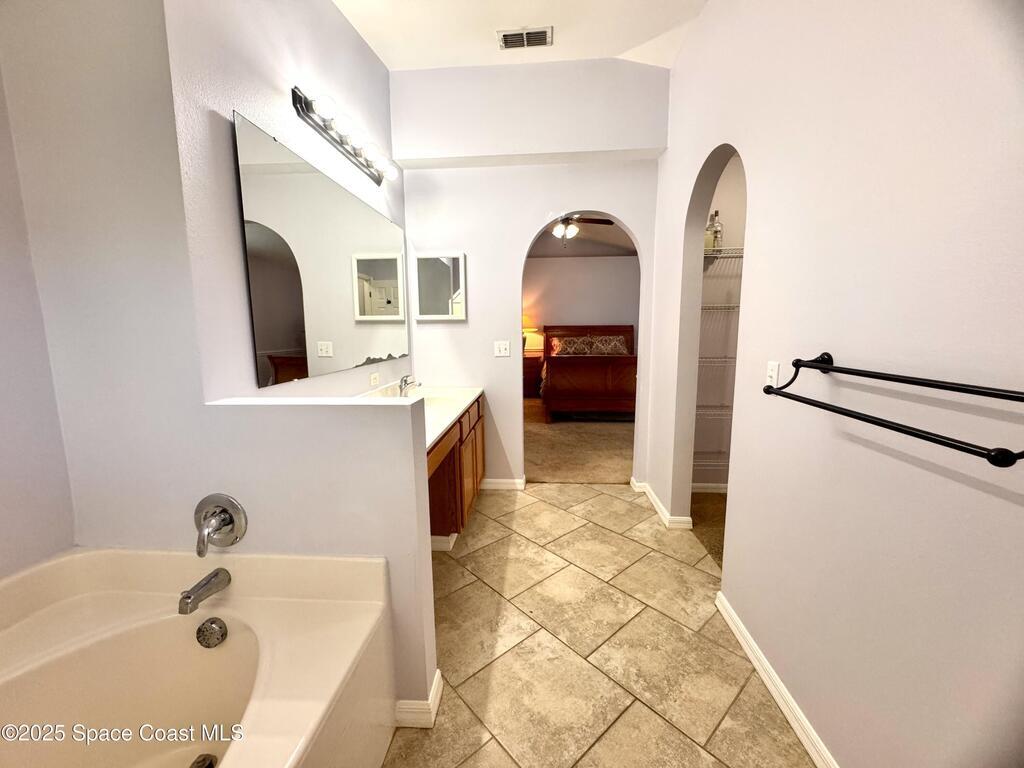 8746 105th Court, Vero Beach, FL 32967