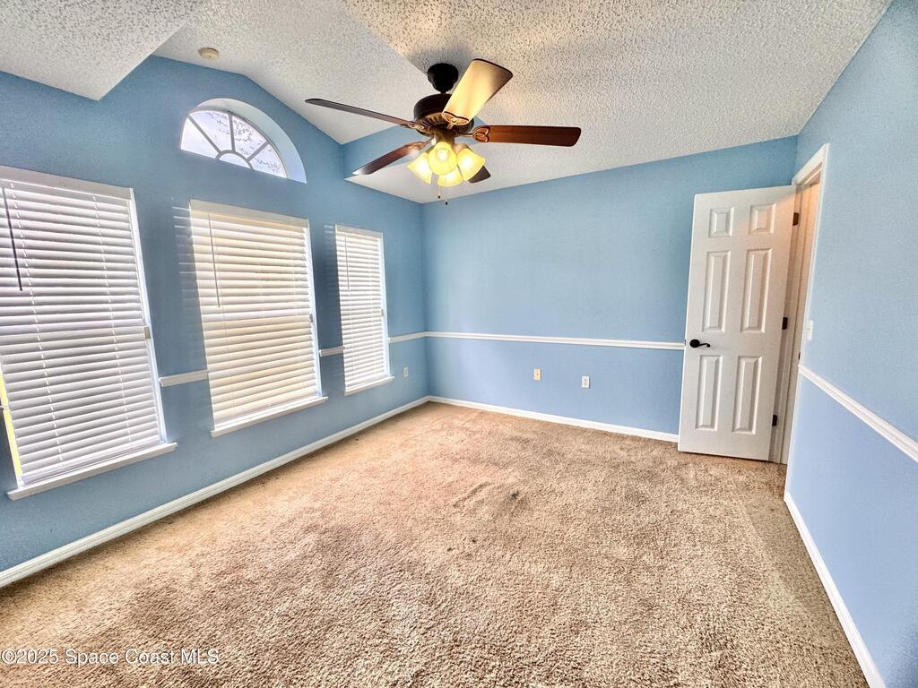 8746 105th Court, Vero Beach, FL 32967