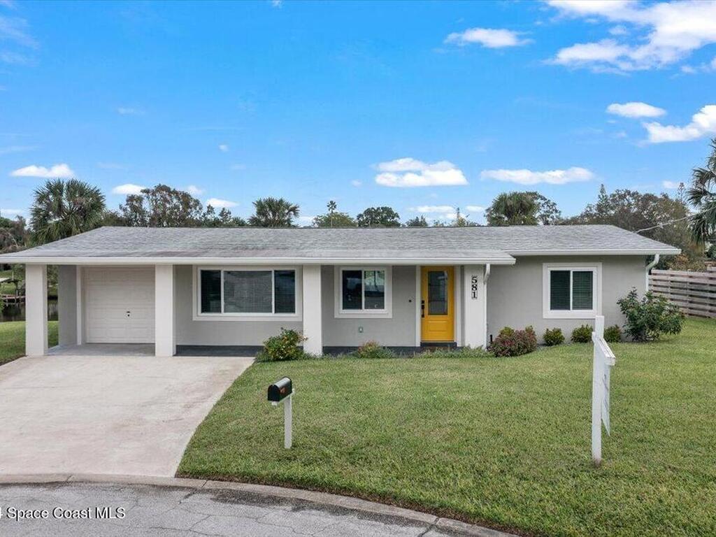 581 Hillside Court, Melbourne, FL 32935