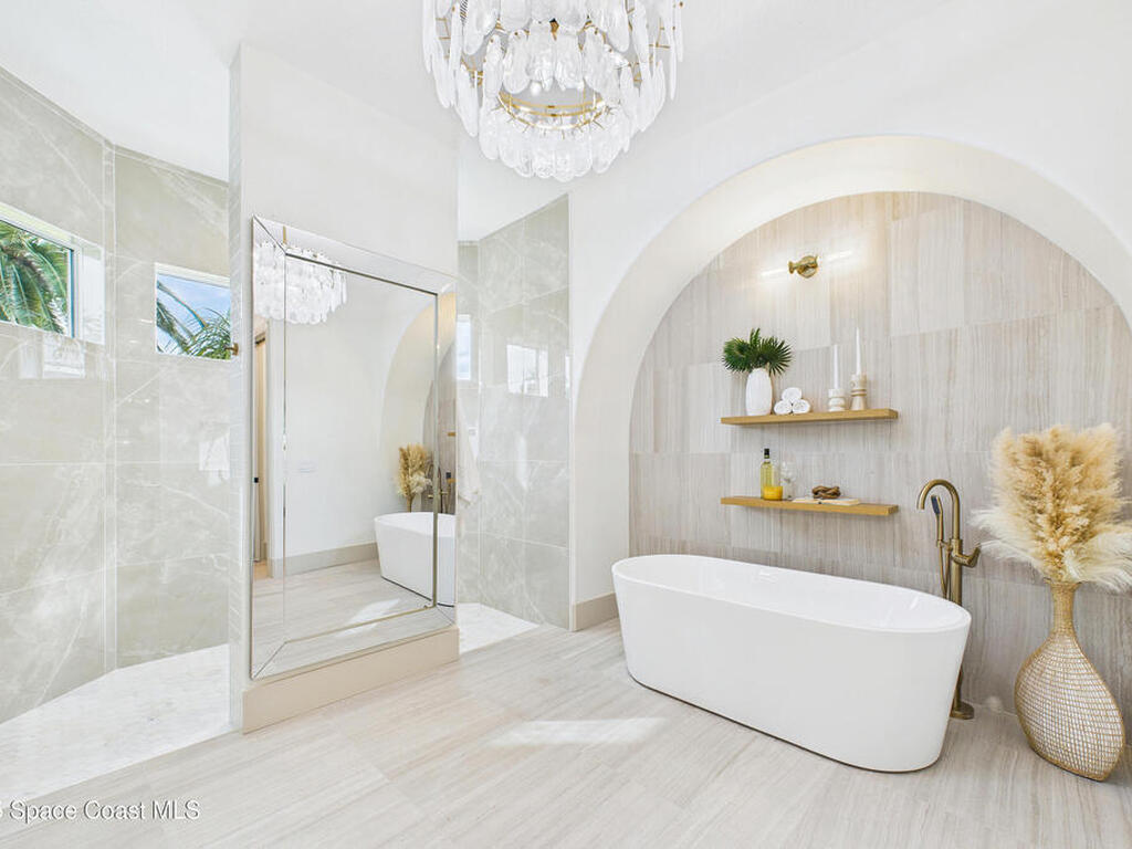 148 Miami Avenue, Indialantic, FL 32903