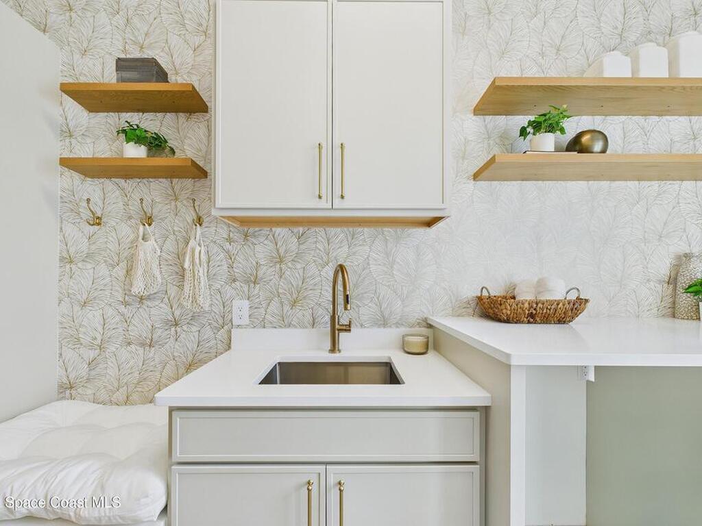 148 Miami Avenue, Indialantic, FL 32903