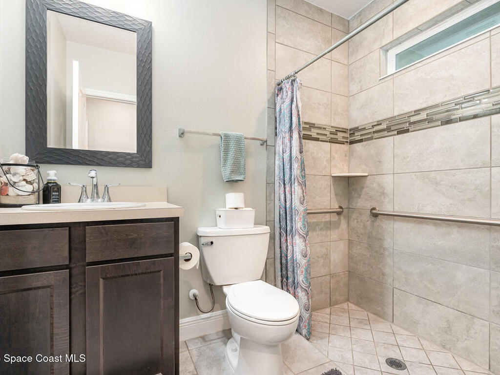 960 Bear Lake Drive, Rockledge, FL 32955