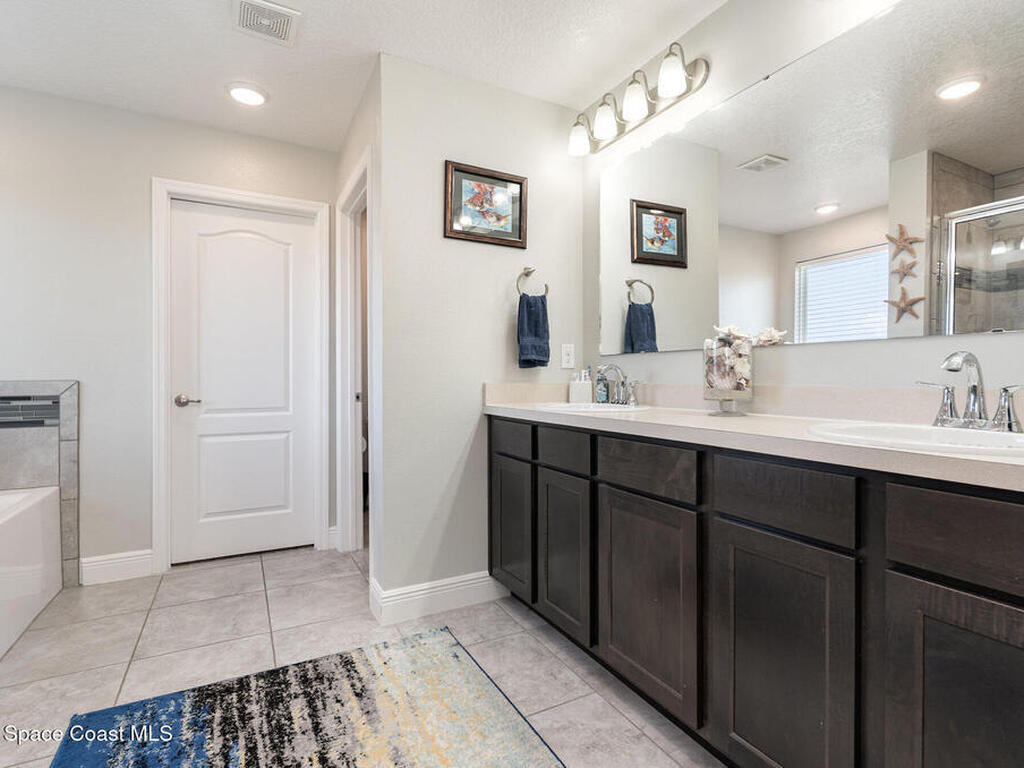 960 Bear Lake Drive, Rockledge, FL 32955