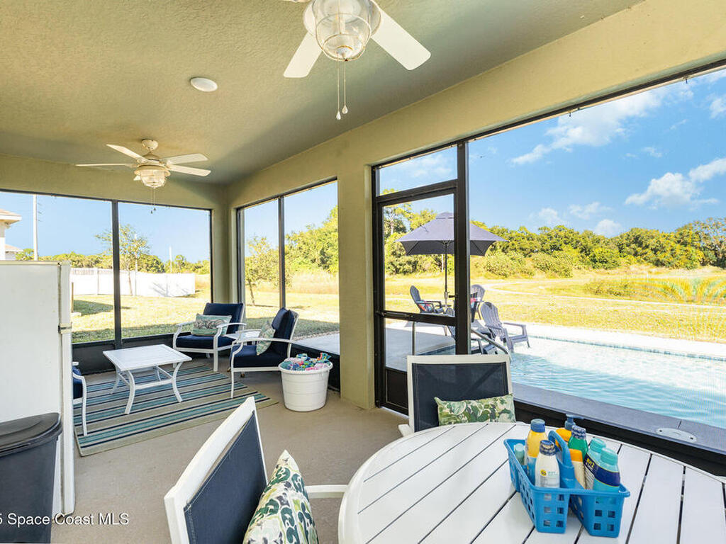 960 Bear Lake Drive, Rockledge, FL 32955