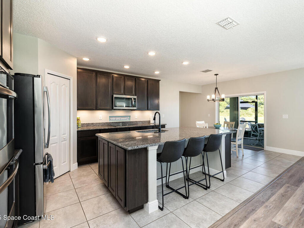 960 Bear Lake Drive, Rockledge, FL 32955