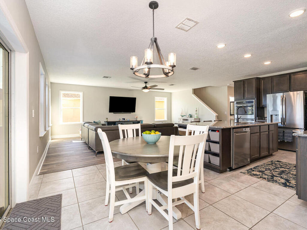 960 Bear Lake Drive, Rockledge, FL 32955