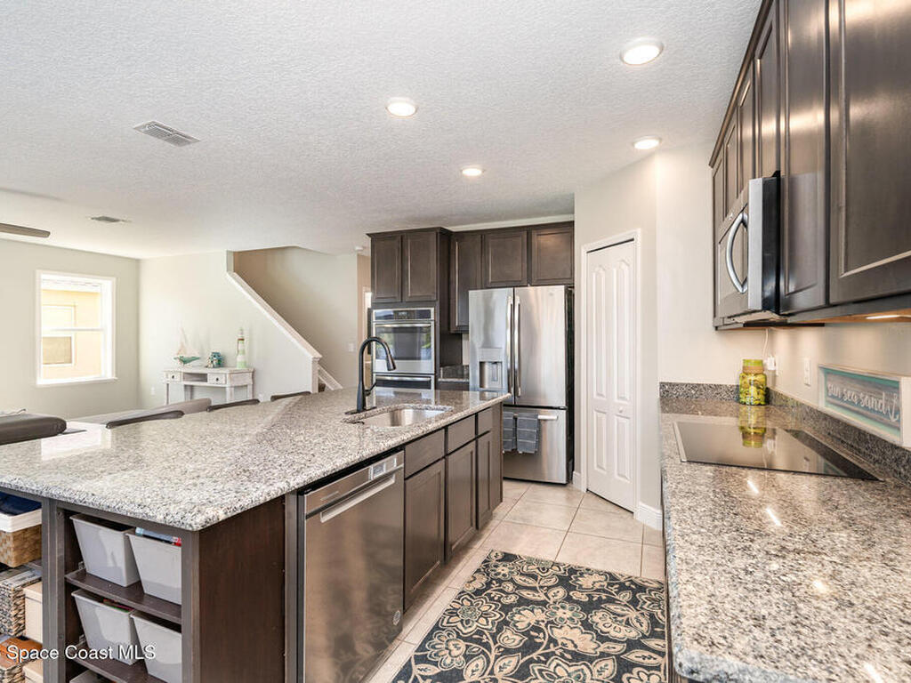 960 Bear Lake Drive, Rockledge, FL 32955