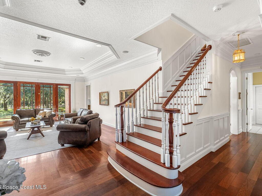 5585 Willoughby Drive, Melbourne, FL 32934