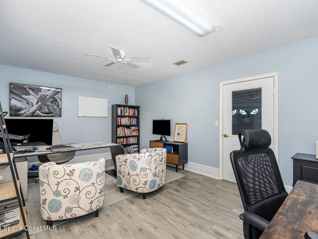 1617 Sun Pointe Place, Merritt Island, FL 32952