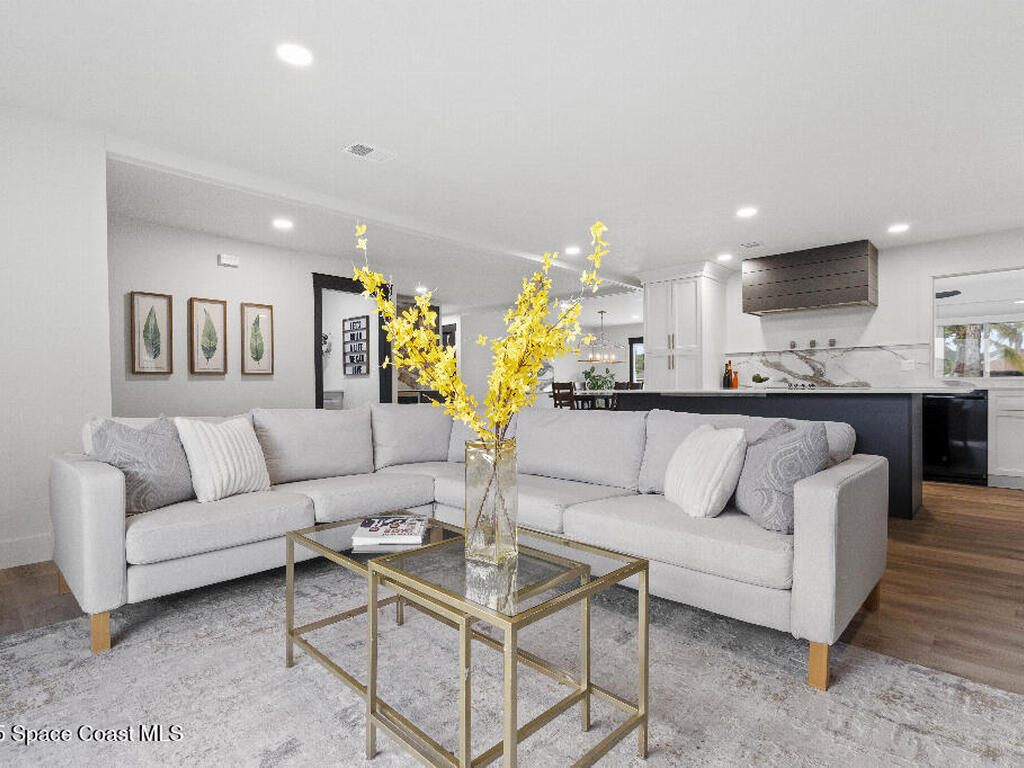 304 Arrowhead Lane, Melbourne Beach, FL 32951