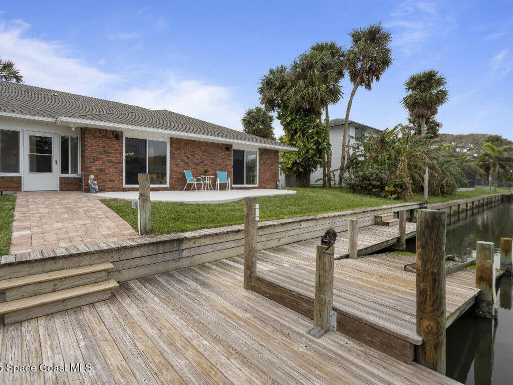 304 Arrowhead Lane, Melbourne Beach, FL 32951