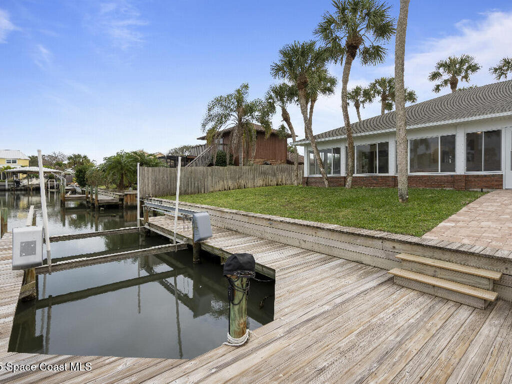 304 Arrowhead Lane, Melbourne Beach, FL 32951